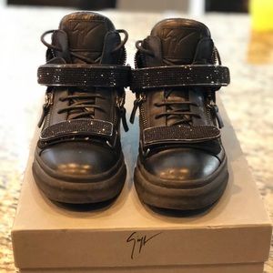 Giuseppe Zanotti Rare Blk on Blk 41.5 High Sneaker